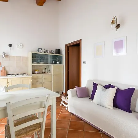 Casina Di Dario - Pet Friendly Contignano